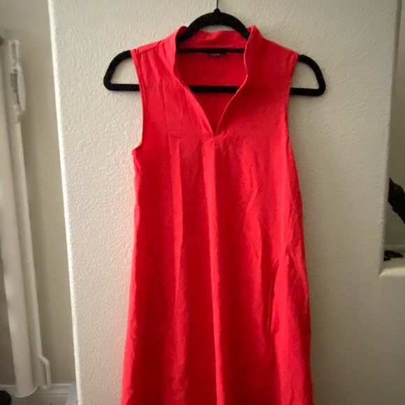 oiselle Dresses & Skirts - Oiselle Collared Roga Dress size 2